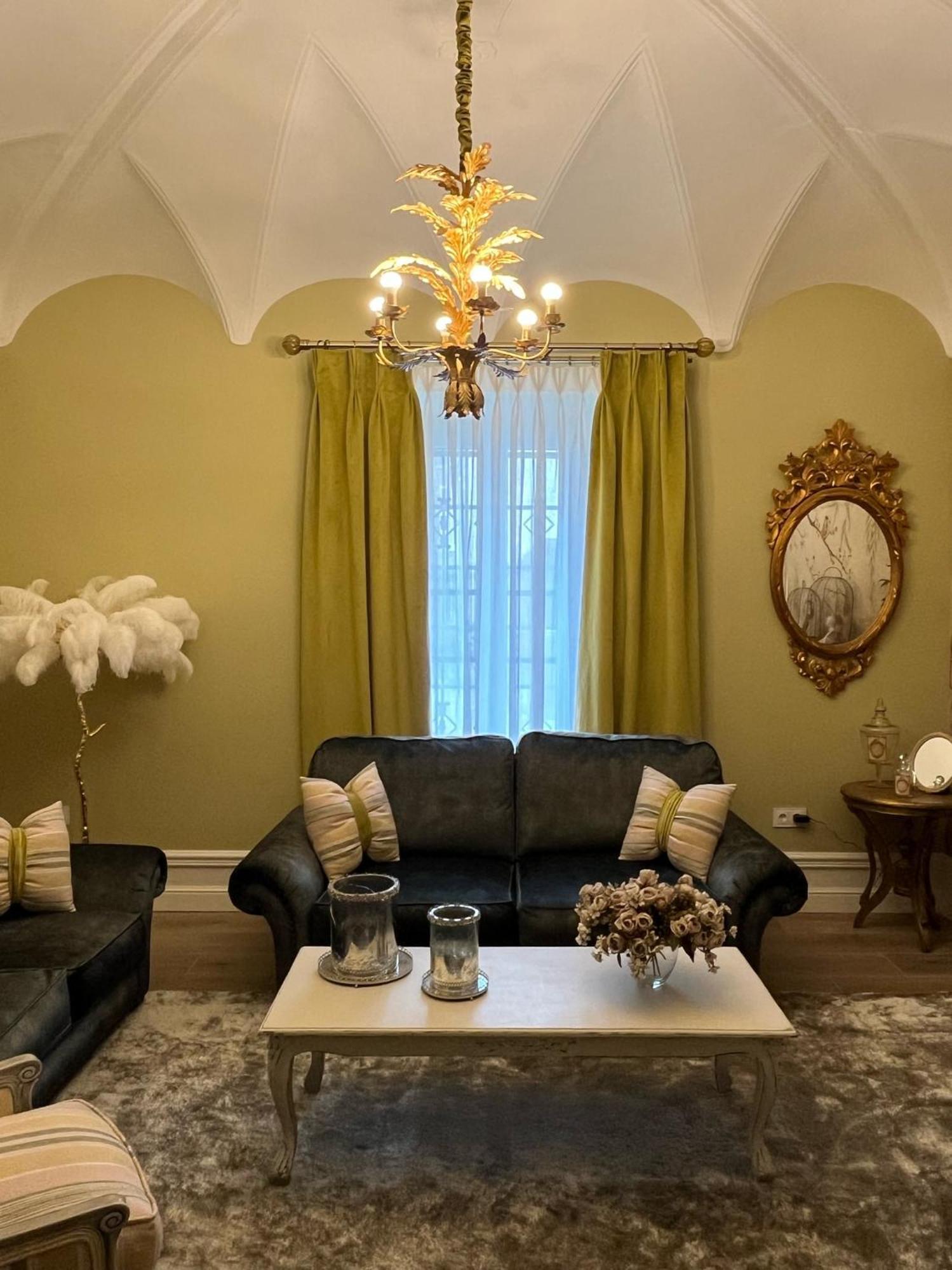 Hotel Boutique Iulia 5 Estrellas Medina de las Torres Kültér fotó