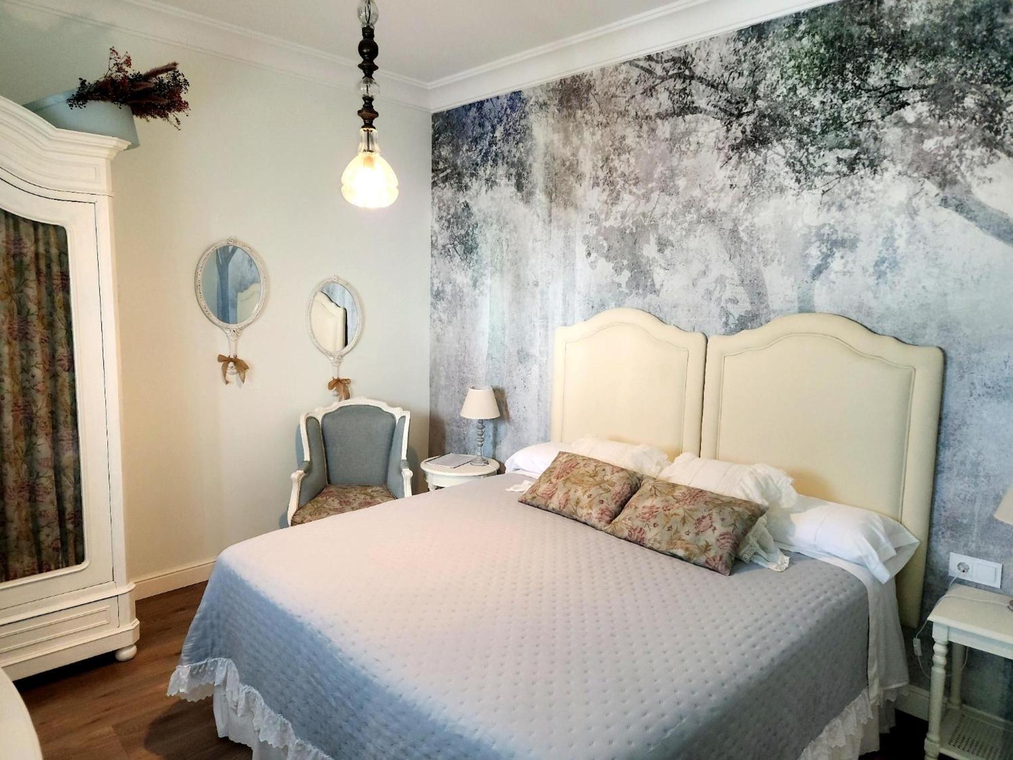 Hotel Boutique Iulia 5 Estrellas Medina de las Torres Kültér fotó